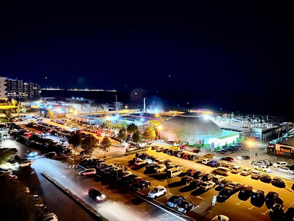 Valy Apartments Summerland Mamaia Bagian luar foto