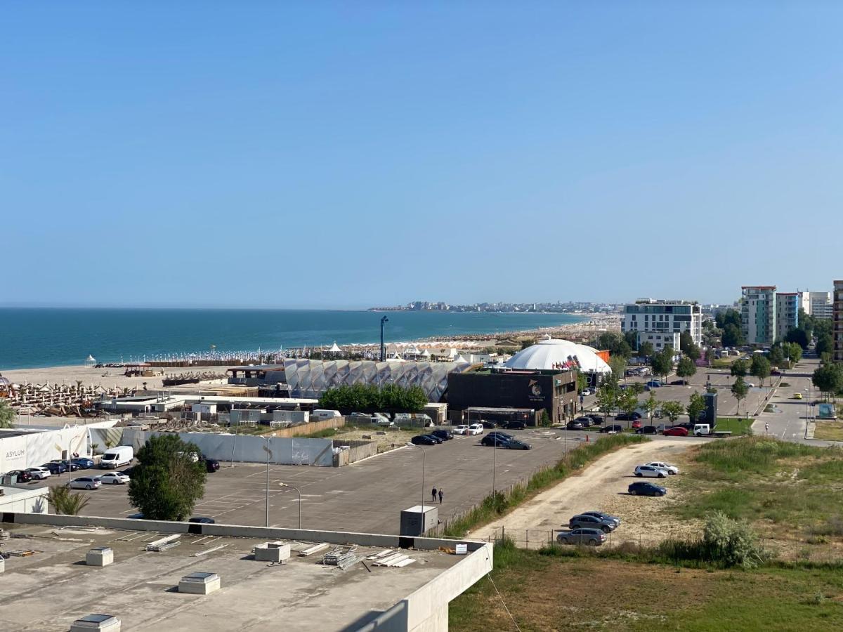 Valy Apartments Summerland Mamaia Bagian luar foto