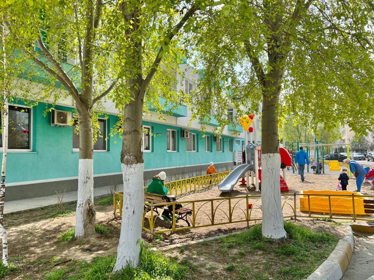 Valy Apartments Summerland Mamaia Bagian luar foto